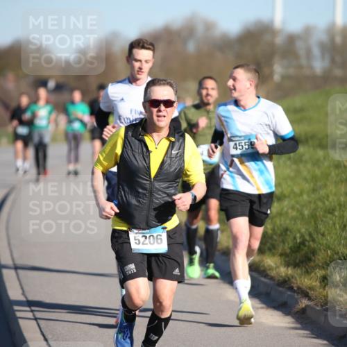 06.04.2025 - 44. Internationalen Wilhelmsburger Insellauf Jannik Wohlers http://msf.ph/oto/7610379 06.04.2025 09:25:53 Laufen 2023, 5206, 4559 meine-sportfotos.de