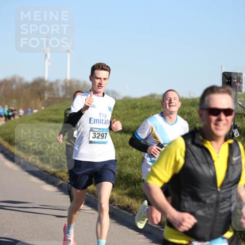 06.04.2025 - 44. Internationalen Wilhelmsburger Insellauf Jannik Wohlers http://msf.ph/oto/7610400 06.04.2025 09:25:55 Laufen 3297, 9 meine-sportfotos.de