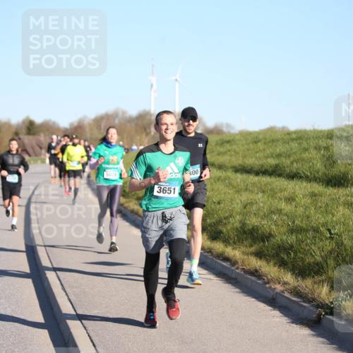 06.04.2025 - 44. Internationalen Wilhelmsburger Insellauf Jannik Wohlers http://msf.ph/oto/7610487 06.04.2025 09:26:04 Laufen 5026, 3651, 400 meine-sportfotos.de