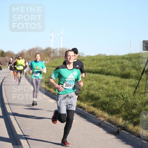 06.04.2025 - 44. Internationalen Wilhelmsburger Insellauf Jannik Wohlers http://msf.ph/oto/7610496 06.04.2025 09:26:04 Laufen 1360, 5026, 3651 meine-sportfotos.de