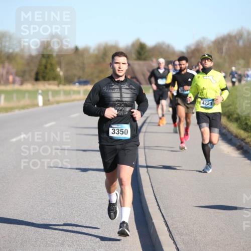 06.04.2025 - 44. Internationalen Wilhelmsburger Insellauf Jannik Wohlers http://msf.ph/oto/7610516 06.04.2025 09:26:06 Laufen 3350, 4223 meine-sportfotos.de