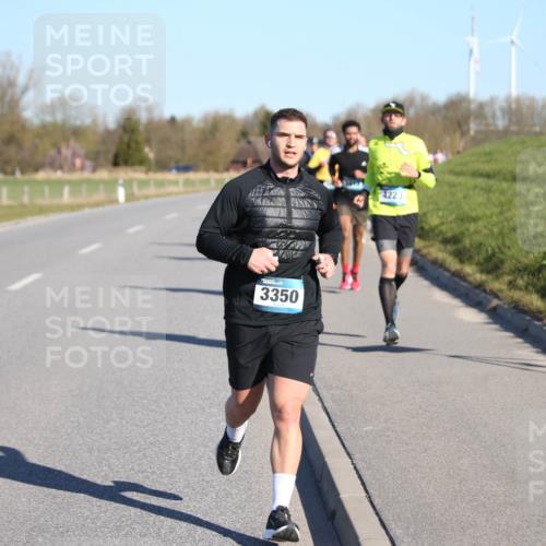 06.04.2025 - 44. Internationalen Wilhelmsburger Insellauf Jannik Wohlers http://msf.ph/oto/7610534 06.04.2025 09:26:08 Laufen 3350, 4223 meine-sportfotos.de