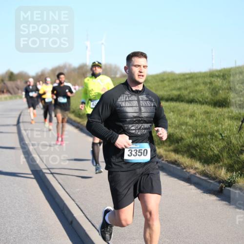 06.04.2025 - 44. Internationalen Wilhelmsburger Insellauf Jannik Wohlers http://msf.ph/oto/7610544 06.04.2025 09:26:09 Laufen 3350 meine-sportfotos.de