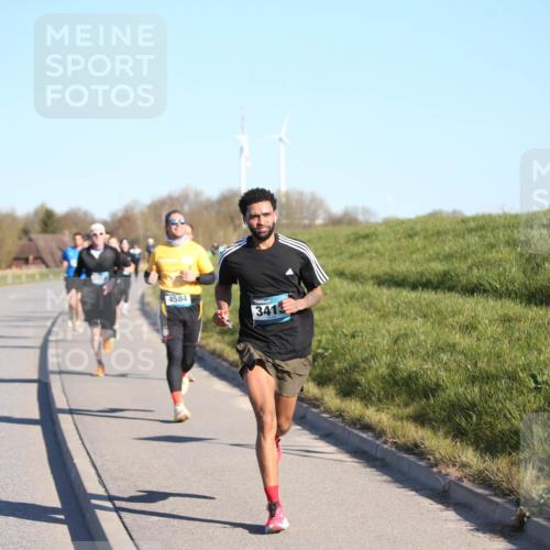 06.04.2025 - 44. Internationalen Wilhelmsburger Insellauf Jannik Wohlers http://msf.ph/oto/7610573 06.04.2025 09:26:11 Laufen 4584, 341 meine-sportfotos.de
