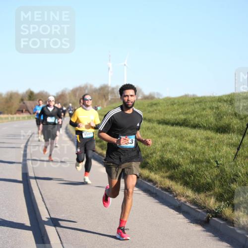 06.04.2025 - 44. Internationalen Wilhelmsburger Insellauf Jannik Wohlers http://msf.ph/oto/7610585 06.04.2025 09:26:11 Laufen 4584 meine-sportfotos.de