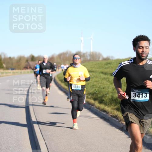 06.04.2025 - 44. Internationalen Wilhelmsburger Insellauf Jannik Wohlers http://msf.ph/oto/7610608 06.04.2025 09:26:12 Laufen 4584, 3413 meine-sportfotos.de