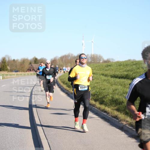 06.04.2025 - 44. Internationalen Wilhelmsburger Insellauf Jannik Wohlers http://msf.ph/oto/7610613 06.04.2025 09:26:13 Laufen 3118, 4584, 3413 meine-sportfotos.de