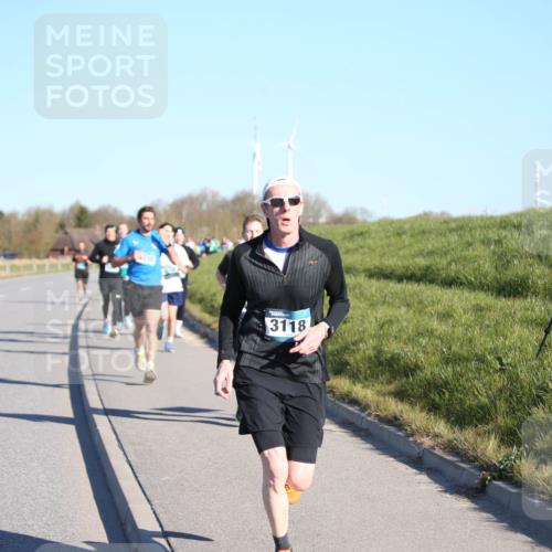 06.04.2025 - 44. Internationalen Wilhelmsburger Insellauf Jannik Wohlers http://msf.ph/oto/7610658 06.04.2025 09:26:16 Laufen 4030, 3118 meine-sportfotos.de