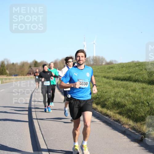 06.04.2025 - 44. Internationalen Wilhelmsburger Insellauf Jannik Wohlers http://msf.ph/oto/7610679 06.04.2025 09:26:18 Laufen 5084, 030 meine-sportfotos.de
