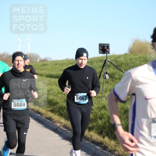 06.04.2025 - 44. Internationalen Wilhelmsburger Insellauf Jannik Wohlers http://msf.ph/oto/7610717 06.04.2025 09:26:21 Laufen 382, 5084, 5067, 3512 meine-sportfotos.de