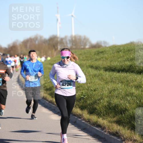 06.04.2025 - 44. Internationalen Wilhelmsburger Insellauf Jannik Wohlers http://msf.ph/oto/7610741 06.04.2025 09:26:24 Laufen 4400, 3453, 4226 meine-sportfotos.de