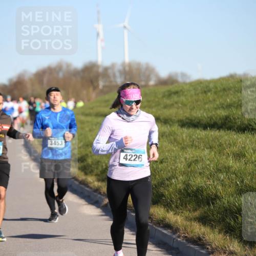 06.04.2025 - 44. Internationalen Wilhelmsburger Insellauf Jannik Wohlers http://msf.ph/oto/7610750 06.04.2025 09:26:24 Laufen 4400, 3453, 4226 meine-sportfotos.de