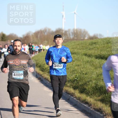 06.04.2025 - 44. Internationalen Wilhelmsburger Insellauf Jannik Wohlers http://msf.ph/oto/7610772 06.04.2025 09:26:25 Laufen 4400, 3453, 4226 meine-sportfotos.de