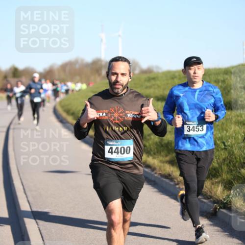 06.04.2025 - 44. Internationalen Wilhelmsburger Insellauf Jannik Wohlers http://msf.ph/oto/7610799 06.04.2025 09:26:27 Laufen 3453, 4400 meine-sportfotos.de