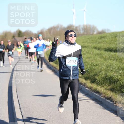 06.04.2025 - 44. Internationalen Wilhelmsburger Insellauf Jannik Wohlers http://msf.ph/oto/7610855 06.04.2025 09:26:33 Laufen 5178 meine-sportfotos.de