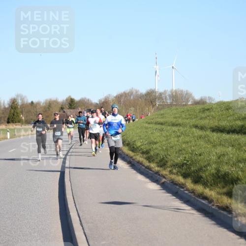 06.04.2025 - 44. Internationalen Wilhelmsburger Insellauf Jannik Wohlers http://msf.ph/oto/7610859 06.04.2025 09:26:34 Laufen 4283, 4449, 5095, 5 meine-sportfotos.de