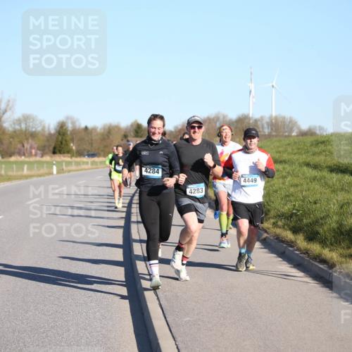 06.04.2025 - 44. Internationalen Wilhelmsburger Insellauf Jannik Wohlers http://msf.ph/oto/7610940 06.04.2025 09:26:39 Laufen 4284, 4283, 4449 meine-sportfotos.de