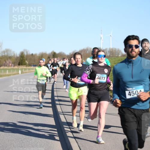 06.04.2025 - 44. Internationalen Wilhelmsburger Insellauf Jannik Wohlers http://msf.ph/oto/7611033 06.04.2025 09:26:44 Laufen 3447, 4077, 450 meine-sportfotos.de