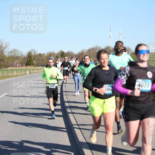 06.04.2025 - 44. Internationalen Wilhelmsburger Insellauf Jannik Wohlers http://msf.ph/oto/7611040 06.04.2025 09:26:45 Laufen 3447, 4497, 3962, 4077 meine-sportfotos.de