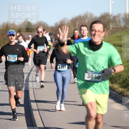 06.04.2025 - 44. Internationalen Wilhelmsburger Insellauf Jannik Wohlers http://msf.ph/oto/7611047 06.04.2025 09:26:46 Laufen 3447, 3132, 4216, 4497, 3840, 3 meine-sportfotos.de