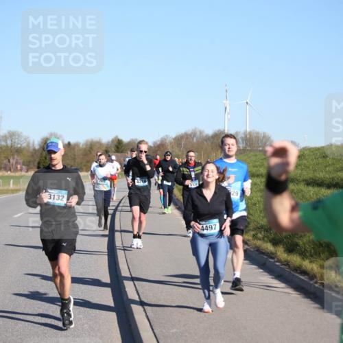 06.04.2025 - 44. Internationalen Wilhelmsburger Insellauf Jannik Wohlers http://msf.ph/oto/7611070 06.04.2025 09:26:48 Laufen 3132, 4556, 4216, 5130, 29, 4497, 3840 meine-sportfotos.de
