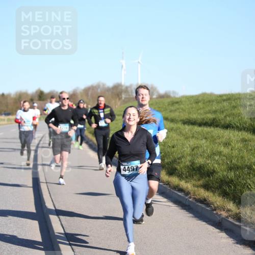 06.04.2025 - 44. Internationalen Wilhelmsburger Insellauf Jannik Wohlers http://msf.ph/oto/7611080 06.04.2025 09:26:49 Laufen 3132, 4216, 4497 meine-sportfotos.de
