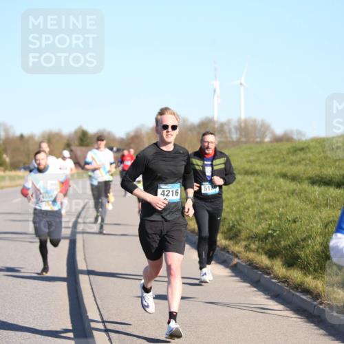 06.04.2025 - 44. Internationalen Wilhelmsburger Insellauf Jannik Wohlers http://msf.ph/oto/7611097 06.04.2025 09:26:50 Laufen 4216, 4556, 5130, 5029 meine-sportfotos.de