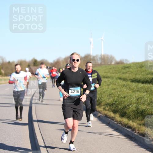 06.04.2025 - 44. Internationalen Wilhelmsburger Insellauf Jannik Wohlers http://msf.ph/oto/7611102 06.04.2025 09:26:50 Laufen 4554, 4216 meine-sportfotos.de
