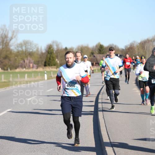 06.04.2025 - 44. Internationalen Wilhelmsburger Insellauf Jannik Wohlers http://msf.ph/oto/7611105 06.04.2025 09:26:51 Laufen 4556, 563, 3672, 3466 meine-sportfotos.de