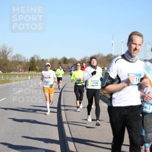 06.04.2025 - 44. Internationalen Wilhelmsburger Insellauf Jannik Wohlers http://msf.ph/oto/7611144 06.04.2025 09:26:56 Laufen 4253, 5051, 3404, 19, 563 meine-sportfotos.de