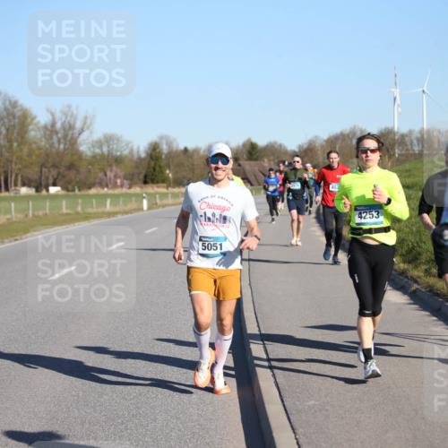 06.04.2025 - 44. Internationalen Wilhelmsburger Insellauf Jannik Wohlers http://msf.ph/oto/7611168 06.04.2025 09:26:58 Laufen 24, 5051, 3976, 453, 4253, 3404 meine-sportfotos.de