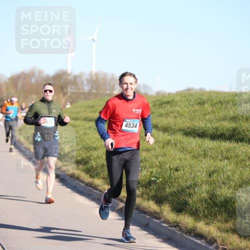 06.04.2025 - 44. Internationalen Wilhelmsburger Insellauf Jannik Wohlers http://msf.ph/oto/7611194 06.04.2025 09:27:00 Laufen 976, 3346, 4534 meine-sportfotos.de