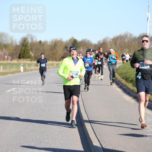 06.04.2025 - 44. Internationalen Wilhelmsburger Insellauf Jannik Wohlers http://msf.ph/oto/7611204 06.04.2025 09:27:02 Laufen 3346, 3970 meine-sportfotos.de