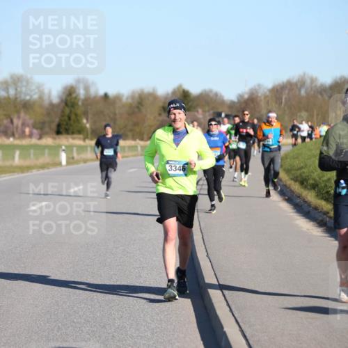 06.04.2025 - 44. Internationalen Wilhelmsburger Insellauf Jannik Wohlers http://msf.ph/oto/7611211 06.04.2025 09:27:02 Laufen 3346, 97 meine-sportfotos.de