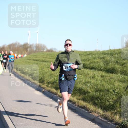 06.04.2025 - 44. Internationalen Wilhelmsburger Insellauf Jannik Wohlers http://msf.ph/oto/7611238 06.04.2025 09:27:03 Laufen 3346, 397 meine-sportfotos.de
