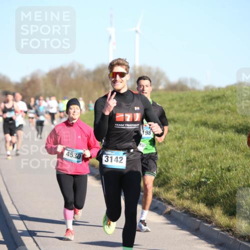 06.04.2025 - 44. Internationalen Wilhelmsburger Insellauf Jannik Wohlers http://msf.ph/oto/7611288 06.04.2025 09:27:09 Laufen 198, 4246, 4530, 3142 meine-sportfotos.de