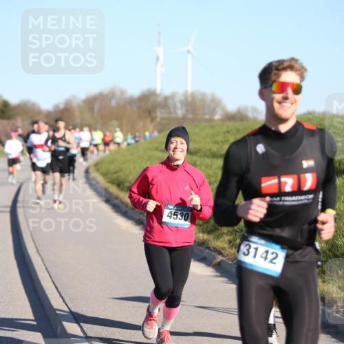 06.04.2025 - 44. Internationalen Wilhelmsburger Insellauf Jannik Wohlers http://msf.ph/oto/7611306 06.04.2025 09:27:10 Laufen 4530, 3142 meine-sportfotos.de