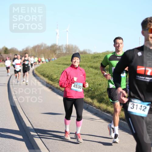 06.04.2025 - 44. Internationalen Wilhelmsburger Insellauf Jannik Wohlers http://msf.ph/oto/7611317 06.04.2025 09:27:11 Laufen 4530, 3142 meine-sportfotos.de