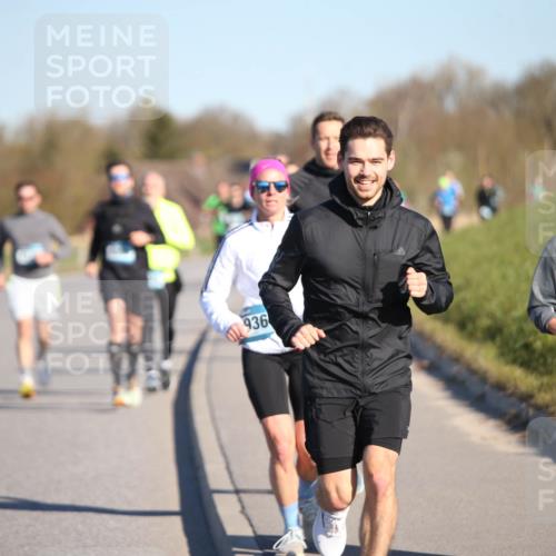 06.04.2025 - 44. Internationalen Wilhelmsburger Insellauf Jannik Wohlers http://msf.ph/oto/7611441 06.04.2025 09:27:20 Laufen 936, 4465 meine-sportfotos.de