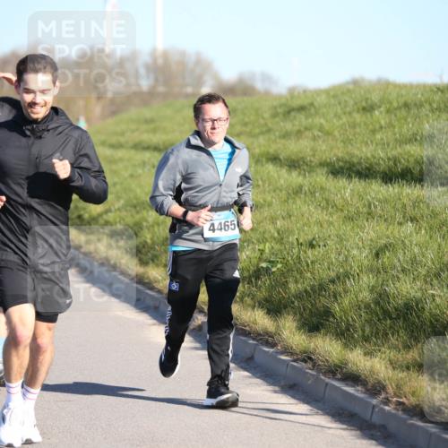 06.04.2025 - 44. Internationalen Wilhelmsburger Insellauf Jannik Wohlers http://msf.ph/oto/7611445 06.04.2025 09:27:20 Laufen 3936, 4465 meine-sportfotos.de