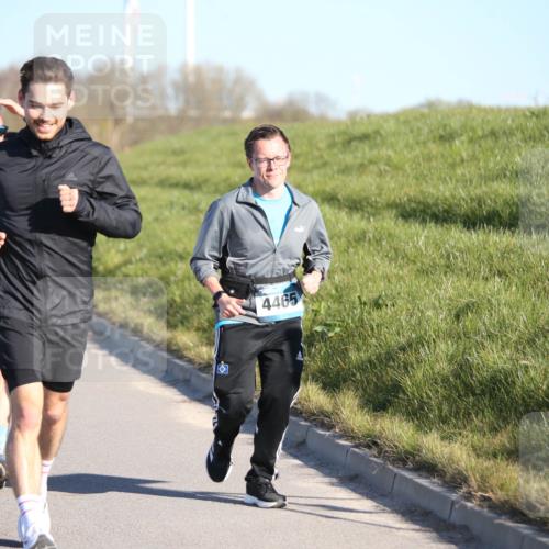 06.04.2025 - 44. Internationalen Wilhelmsburger Insellauf Jannik Wohlers http://msf.ph/oto/7611451 06.04.2025 09:27:21 Laufen 3936, 4465 meine-sportfotos.de