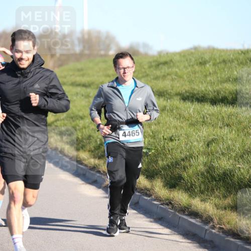 06.04.2025 - 44. Internationalen Wilhelmsburger Insellauf Jannik Wohlers http://msf.ph/oto/7611454 06.04.2025 09:27:21 Laufen 5, 4465 meine-sportfotos.de