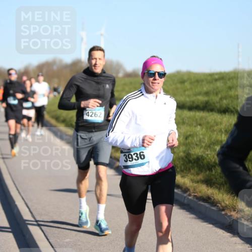 06.04.2025 - 44. Internationalen Wilhelmsburger Insellauf Jannik Wohlers http://msf.ph/oto/7611474 06.04.2025 09:27:23 Laufen 4262, 3936 meine-sportfotos.de