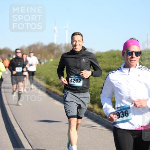 06.04.2025 - 44. Internationalen Wilhelmsburger Insellauf Jannik Wohlers http://msf.ph/oto/7611487 06.04.2025 09:27:23 Laufen 4262, 9, 936 meine-sportfotos.de