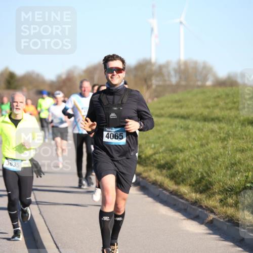 06.04.2025 - 44. Internationalen Wilhelmsburger Insellauf Jannik Wohlers http://msf.ph/oto/7611517 06.04.2025 09:27:25 Laufen 4129, 3635, 4065 meine-sportfotos.de