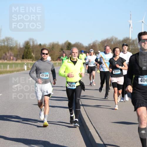 06.04.2025 - 44. Internationalen Wilhelmsburger Insellauf Jannik Wohlers http://msf.ph/oto/7611529 06.04.2025 09:27:25 Laufen 4129, 3635, 4152, 456, 3324, 4065 meine-sportfotos.de