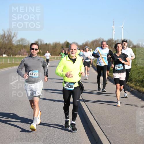 06.04.2025 - 44. Internationalen Wilhelmsburger Insellauf Jannik Wohlers http://msf.ph/oto/7611562 06.04.2025 09:27:27 Laufen 4129, 3635, 4560, 3324 meine-sportfotos.de