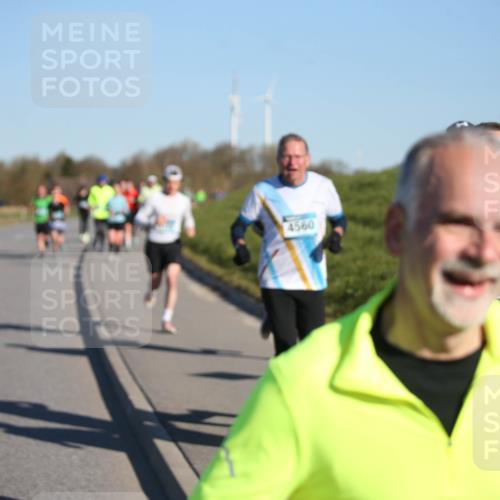 06.04.2025 - 44. Internationalen Wilhelmsburger Insellauf Jannik Wohlers http://msf.ph/oto/7611583 06.04.2025 09:27:29 Laufen 4560 meine-sportfotos.de
