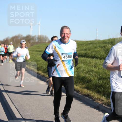 06.04.2025 - 44. Internationalen Wilhelmsburger Insellauf Jannik Wohlers http://msf.ph/oto/7611597 06.04.2025 09:27:30 Laufen 4152, 4560, 4293 meine-sportfotos.de