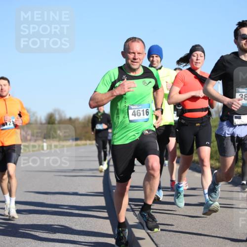 06.04.2025 - 44. Internationalen Wilhelmsburger Insellauf Jannik Wohlers http://msf.ph/oto/7611650 06.04.2025 09:27:38 Laufen 4616, 3863 meine-sportfotos.de
